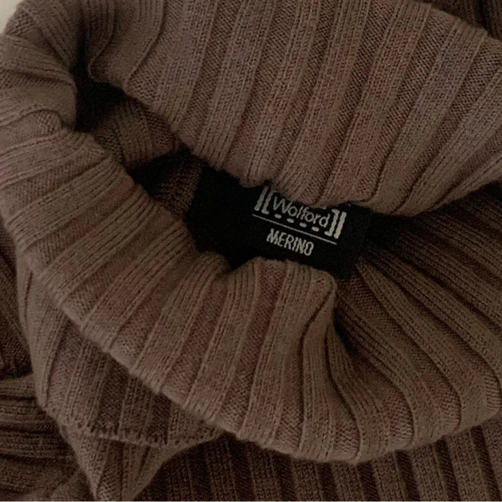 Wolford Merino Wool Turtleneck Ribbed Sweater - Picture 6 of 13